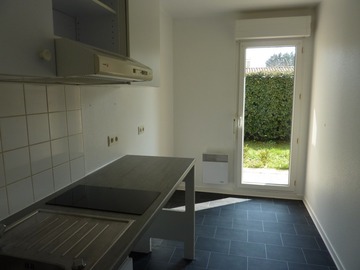A vendre appartement 2 pièces en rez de jardin rue de la tour de gassies 33520 Bruges.